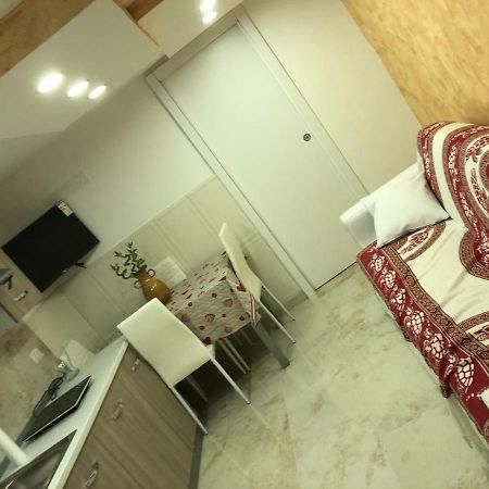 Sole House Apartment Naples Exterior photo