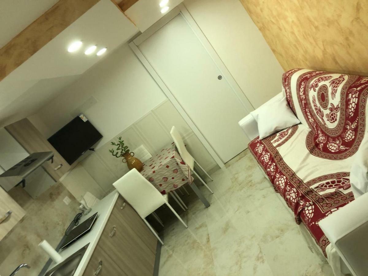 Sole House Apartment Naples Exterior photo